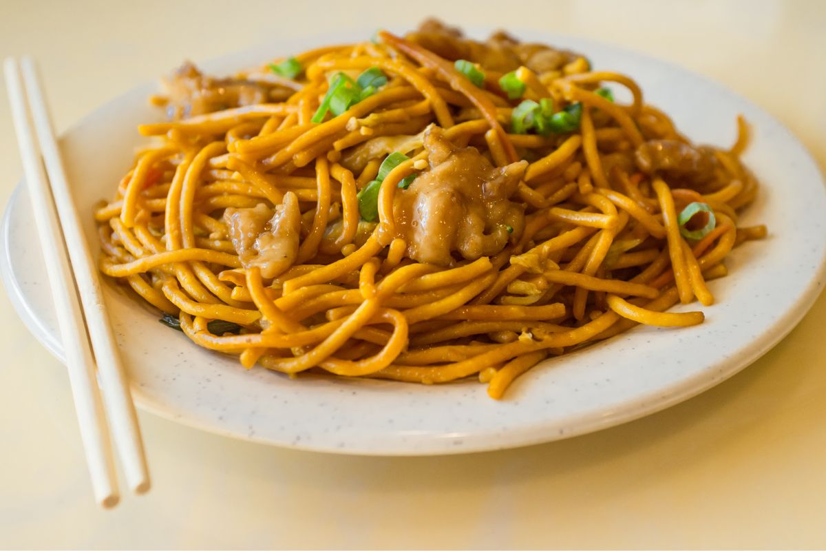 Lo Mein dish presented on a plate